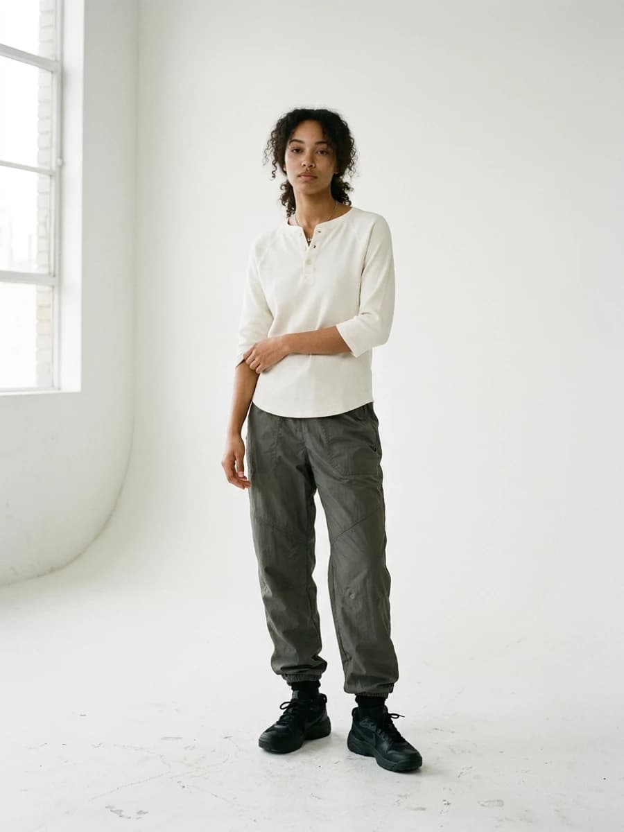 073 / BUTTON RAGLAN
