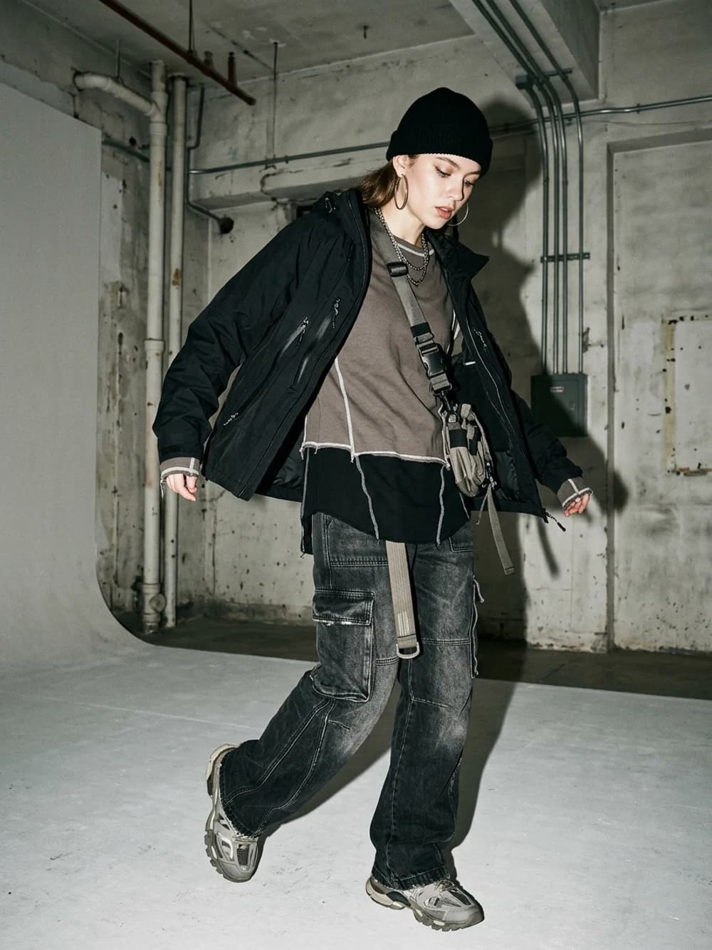 LOOK 07 / UNRESOLVED